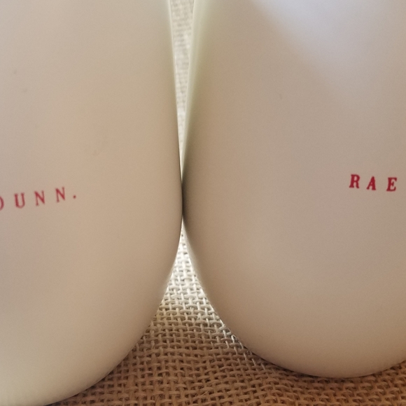 Rae Dunn Insulated pair of mugs with lids - Picture 2 of 3